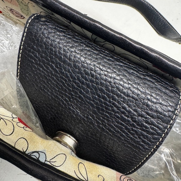 Brighton women’s straw handbag with charms, leather trim - Picture 7 of 11